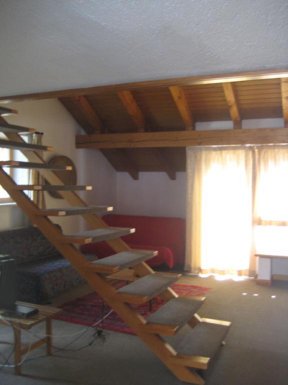 Appartamenti Decrestina Campitello di Fassa Habitación foto